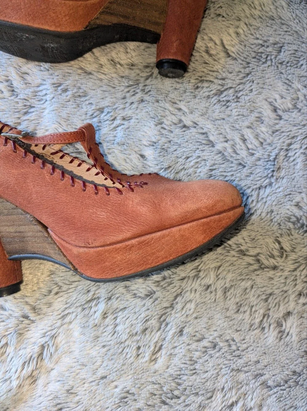 John Fluevog Gertrude Mary Janes Heels Wedges Suede Leather T Strap Size 7